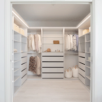 Walk-in closet